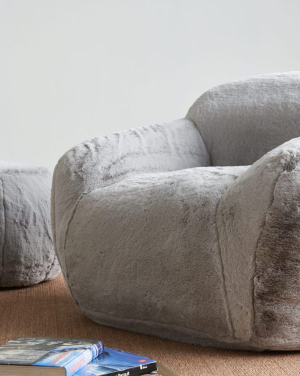 Snug Faux Fur Chair- Medium - Image 3