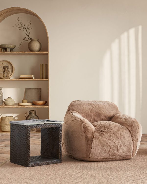 Snug Faux Fur Chair- Medium - Image 2