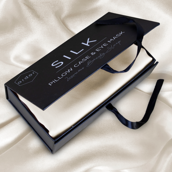 IVORY DREAMS SILK PILLOWCASE & EYE MASK PACK - Image 4
