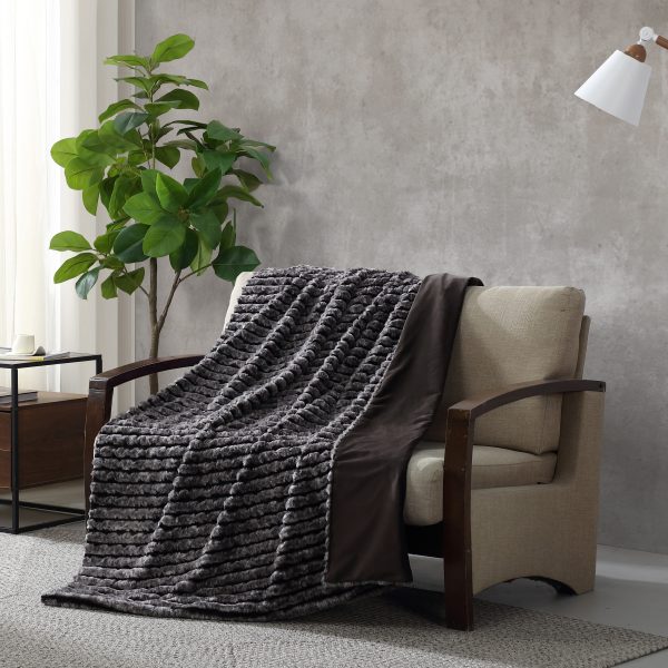 COLE FAUX FUR THROW