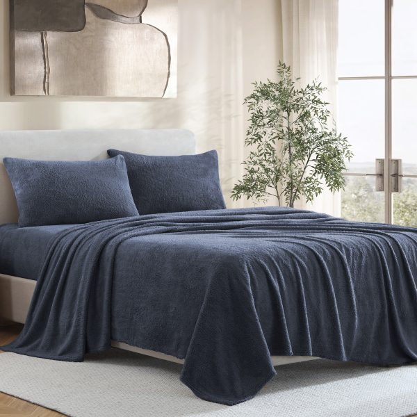 TEDDY FLEECE SHEET SET IN NAVY