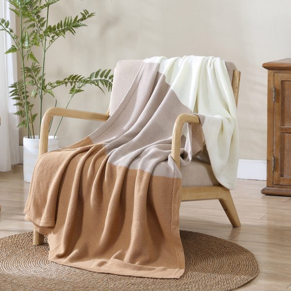 ISLA KNITTED THROW - Image 3