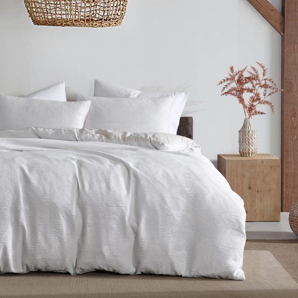 AVENA QUILT COVER SET IN WHITE
