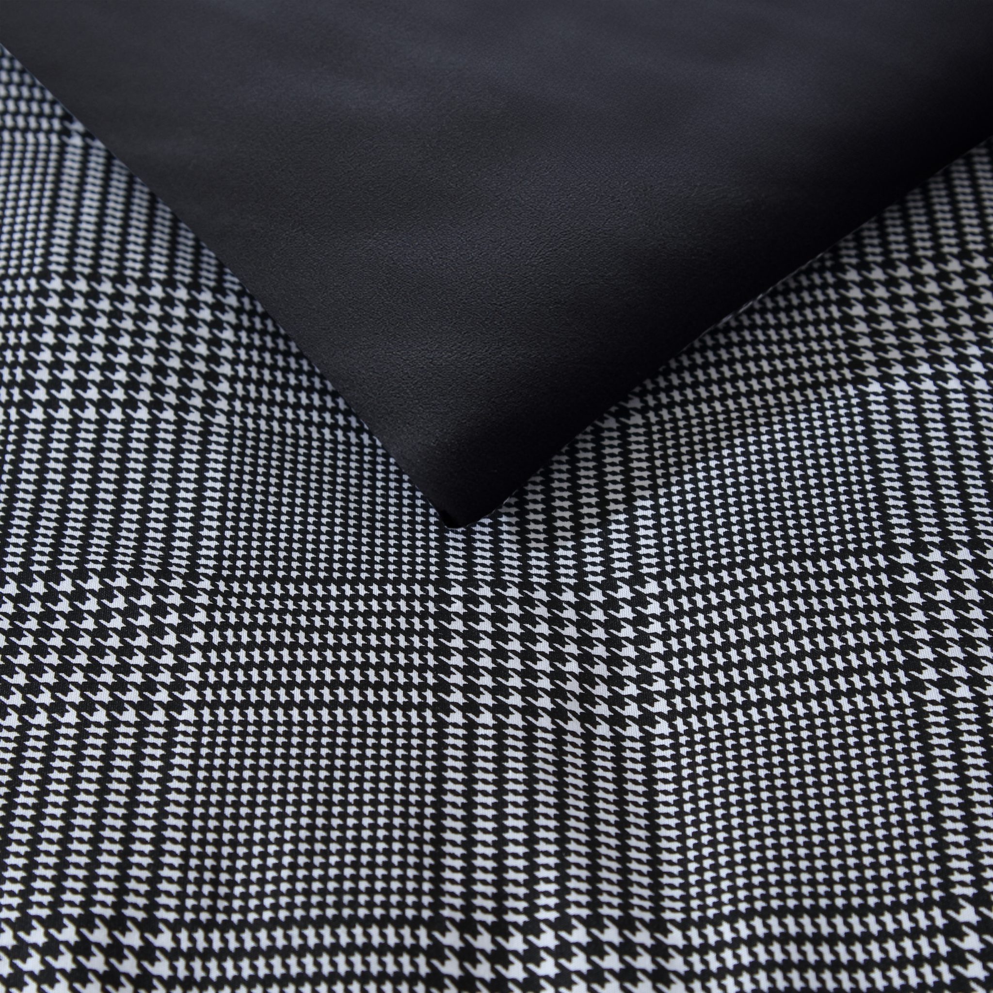 HOUNDSTOOTH PLAID QUILT COVER SET - Image 4