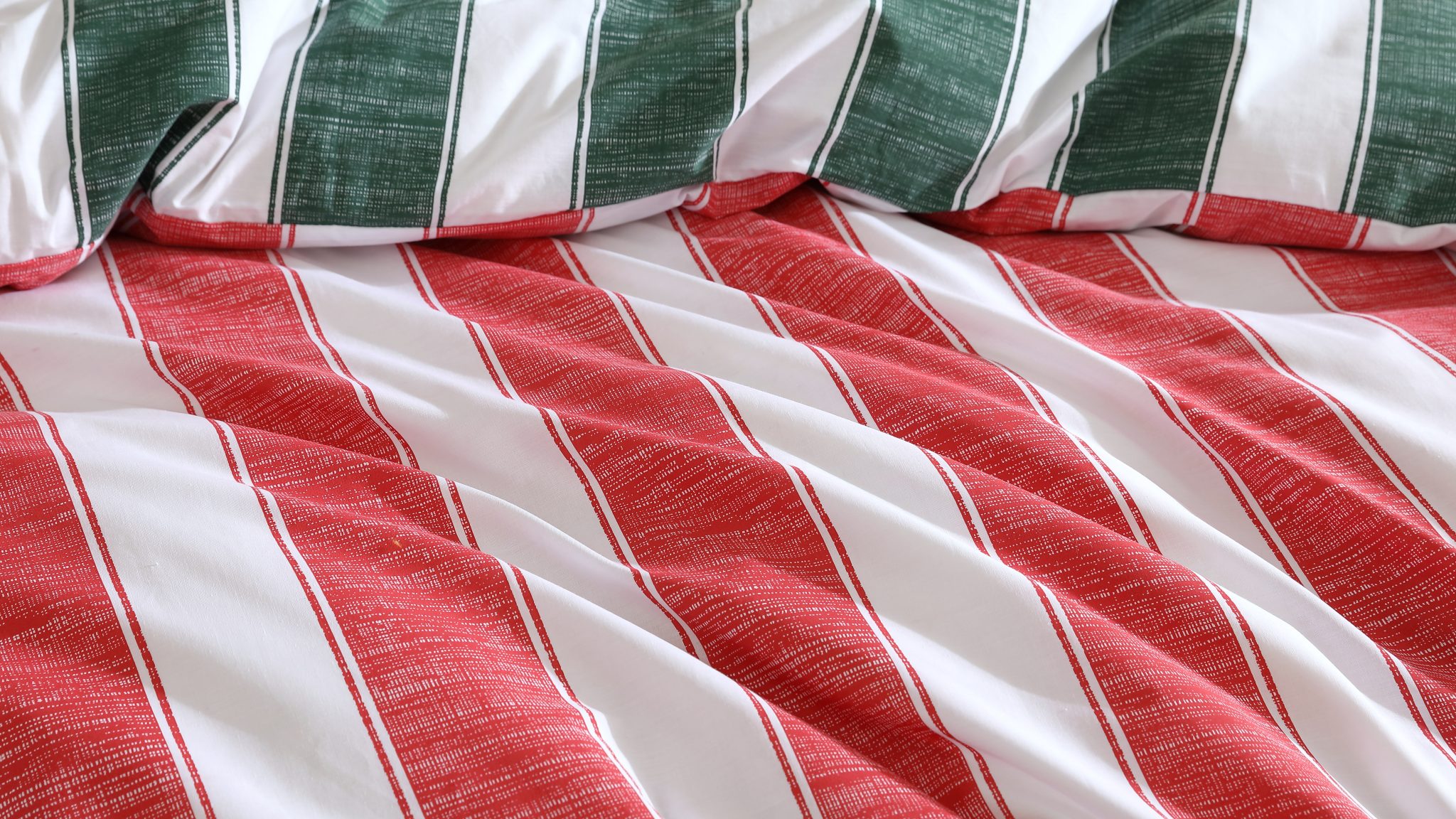 CANDY STRIPE QUILT COVER SET - Image 3