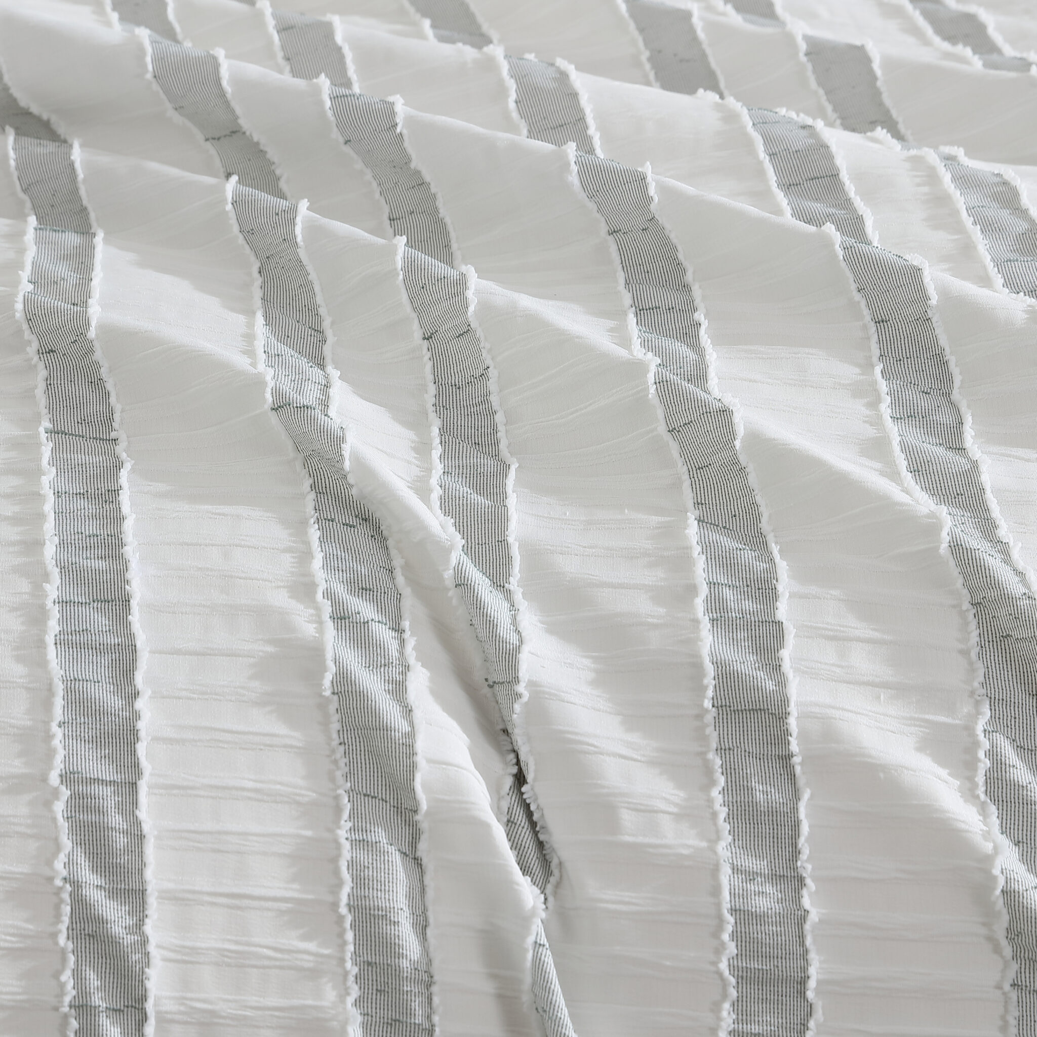 MILES QUILT COVER SET - Image 2