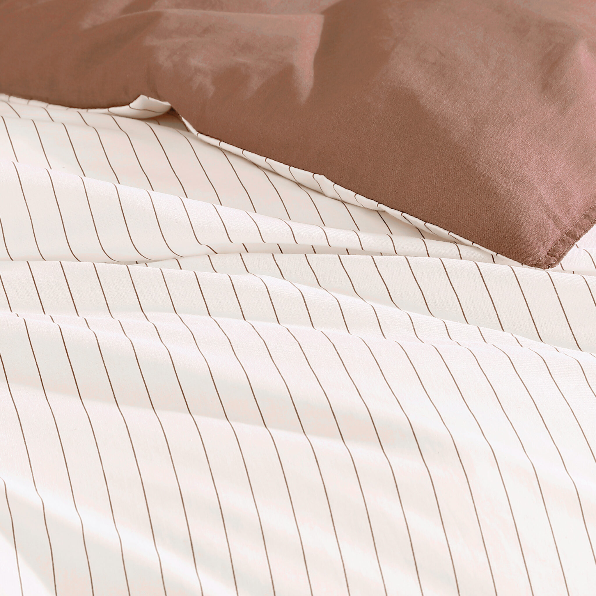KAHN STRIPE QUILT COVER SET - Image 2
