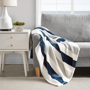 AWNING STRIPE THROW