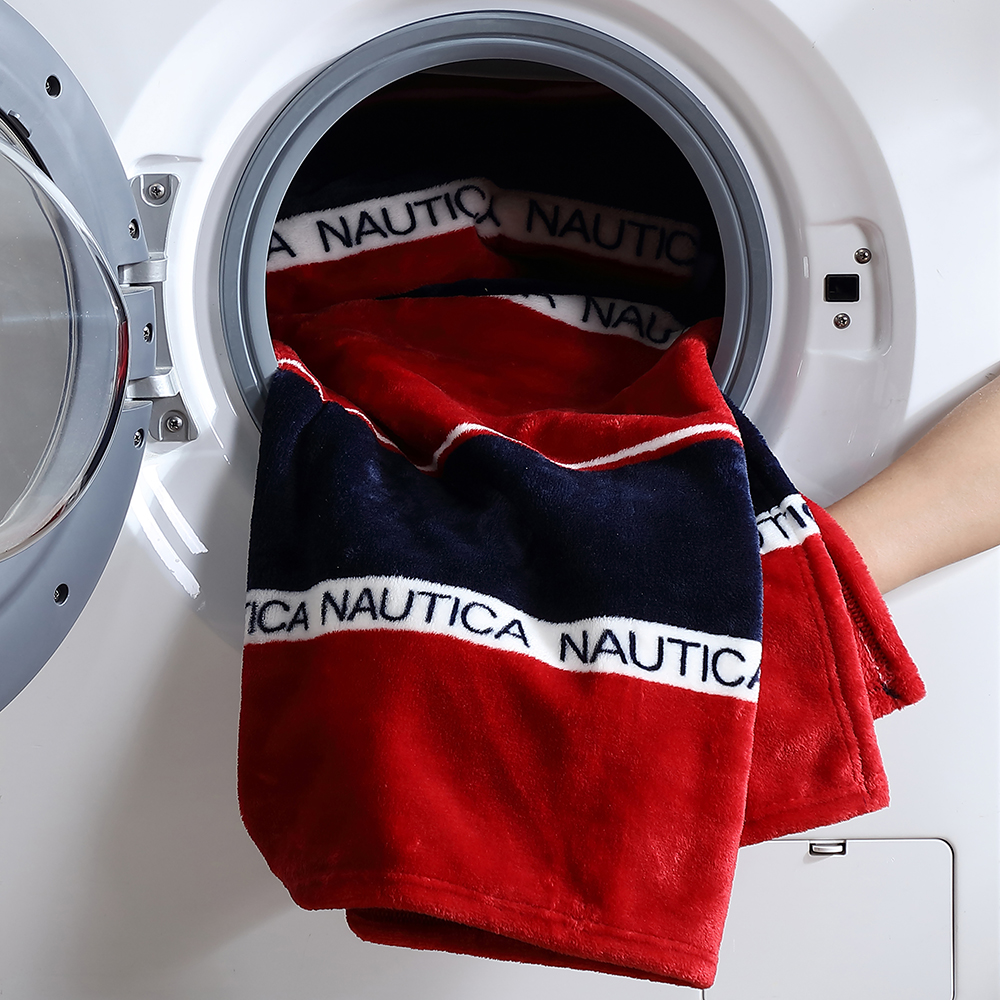 BELLCASTLE THROW - Image 2