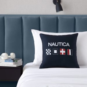 FLAG DECORATIVE CUSHION