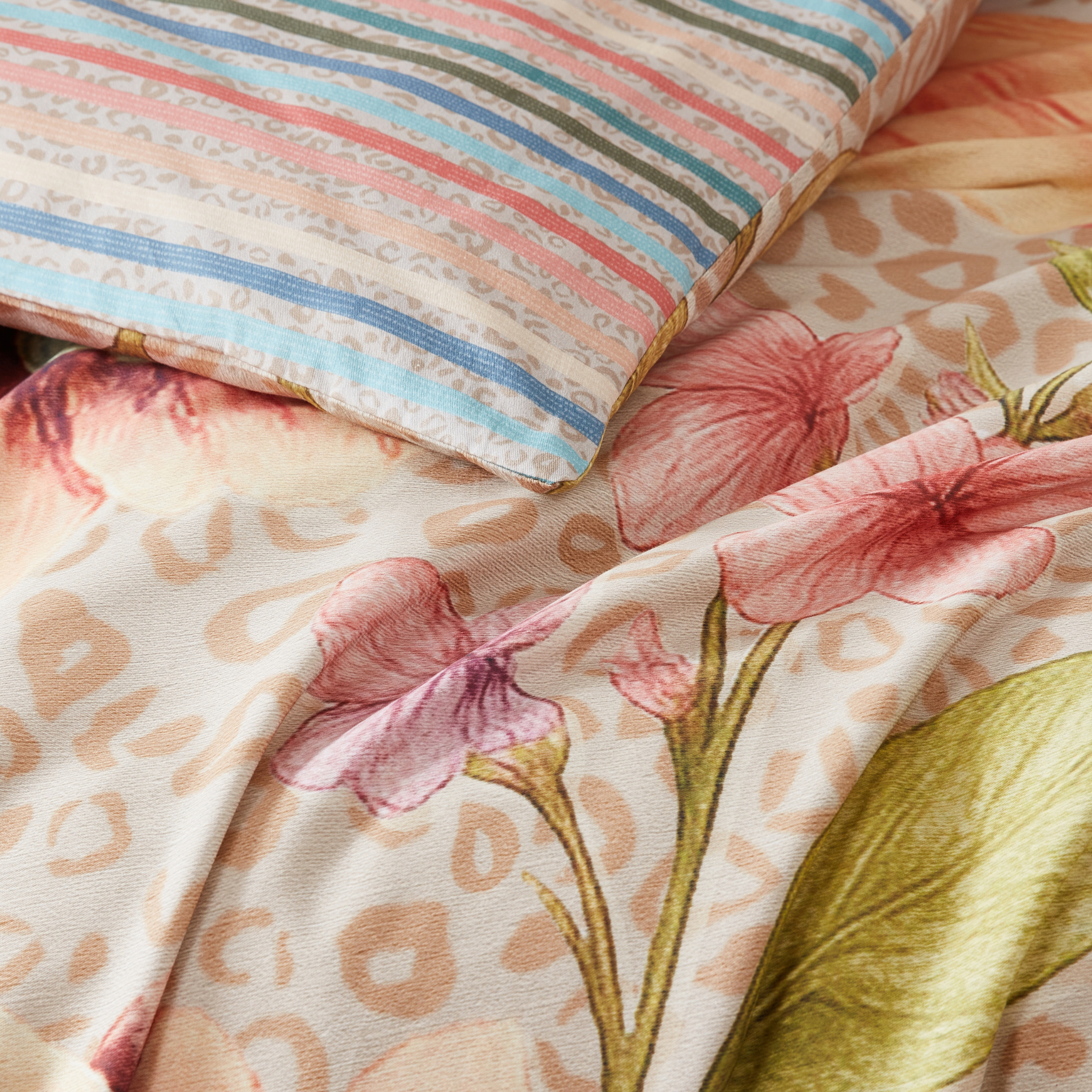 CHLOE QUILT COVER SET - Image 2