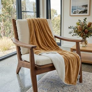 ARDOR HIDE THROW